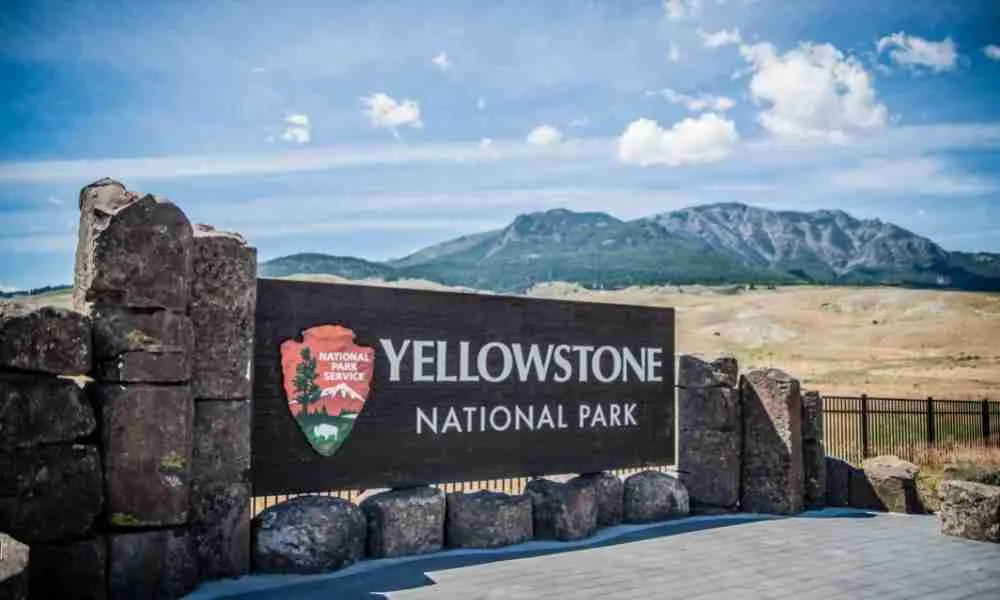 Yellow Stone National Park Signage